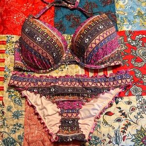 Shade and shore bikini